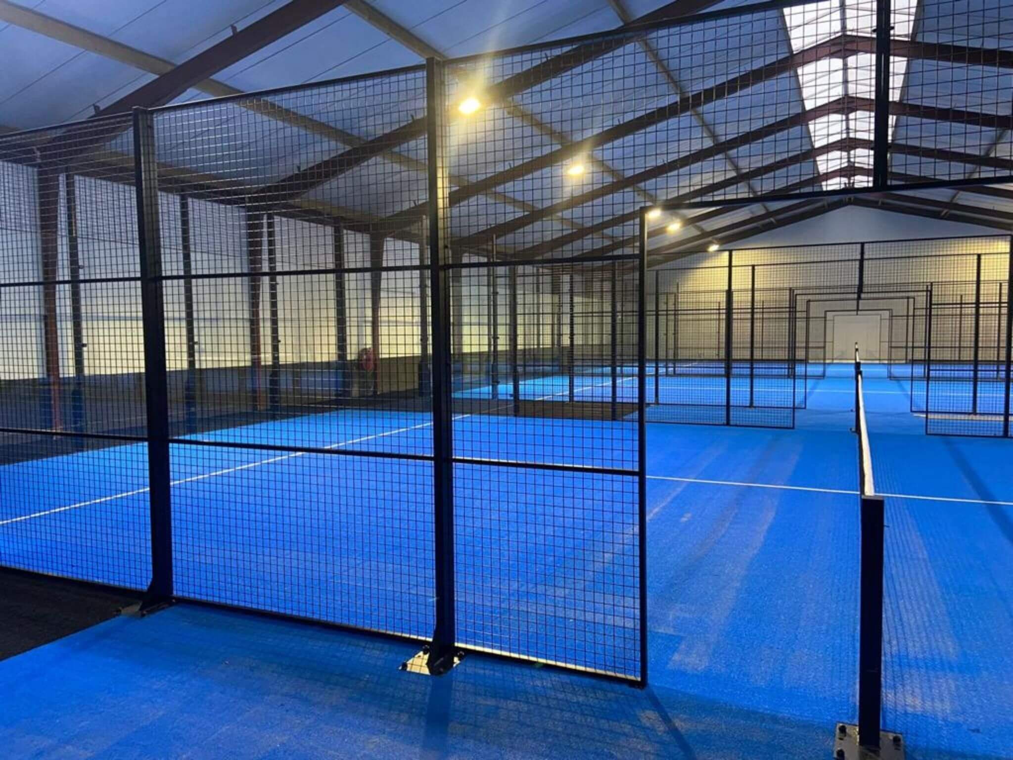 Flevo Padel | Indoor Padelbanen Lelystad